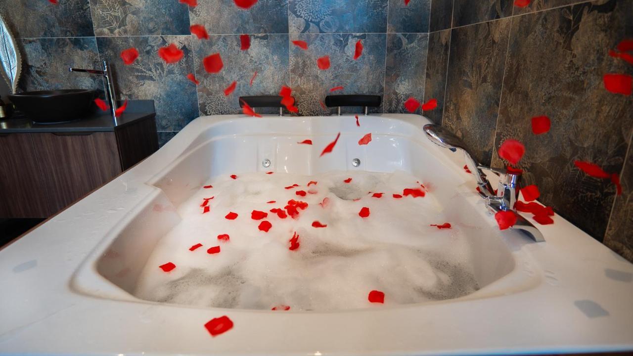 Motel Heksapolis Tavsancil Zewnętrze zdjęcie