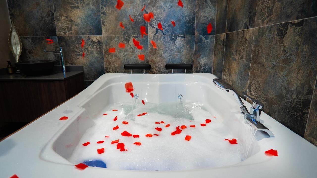 Motel Heksapolis Tavsancil Zewnętrze zdjęcie